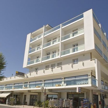Hotel Igea Spiaggia Белариа-Игеа Марина Екстериор снимка